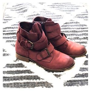 Steve Madden Teritory Boots
